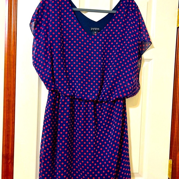 CLEARANCE:   Enfocus Woman Polka Dot Blouse Dresss.     Excellent Condition - Picture 3 of 6